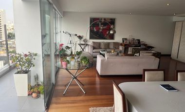 HERMOSO DUPLEX EN MAGDALENA DEL MAR LIMITE CON SAN ISIDRO EN VENTA CON PISCINA GYM SAUNA COCHERAS
