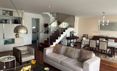 HERMOSO DUPLEX EN MAGDALENA DEL MAR LIMITE CON SAN ISIDRO EN VENTA CON PISCINA GYM SAUNA COCHERAS