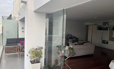 HERMOSO DUPLEX EN MAGDALENA DEL MAR LIMITE CON SAN ISIDRO EN VENTA CON PISCINA GYM SAUNA COCHERAS