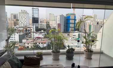 HERMOSO DUPLEX EN MAGDALENA DEL MAR LIMITE CON SAN ISIDRO EN VENTA CON PISCINA GYM SAUNA COCHERAS