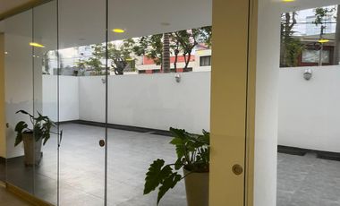 HERMOSO DUPLEX EN MAGDALENA DEL MAR LIMITE CON SAN ISIDRO EN VENTA CON PISCINA GYM SAUNA COCHERAS