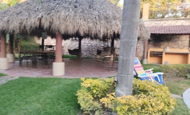 Casita Geo en Condominio