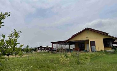 Venta de hermosa parcela con casa en Curacaví