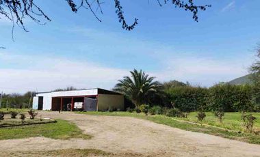 Venta de hermosa parcela con casa en Curacaví