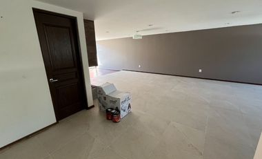 Casa en Venta Lomas Virreyes, Calimaya - modelo Madeira