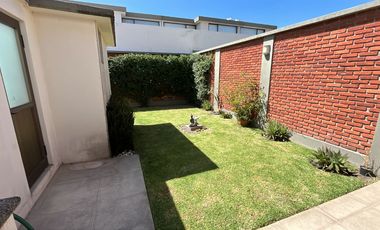 Casa en Venta Lomas Virreyes, Calimaya - modelo Madeira