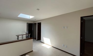 Casa en Venta Lomas Virreyes, Calimaya - modelo Madeira