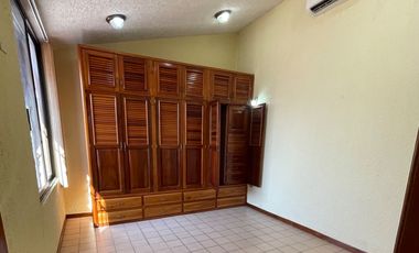 Casa en renta. Privada Paseo de las Palmas, Tabasco 2000, Av. Usumacinta, Villahermosa