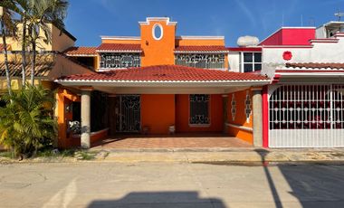 Casa en renta. Privada Paseo de las Palmas, Tabasco 2000, Av. Usumacinta, Villahermosa