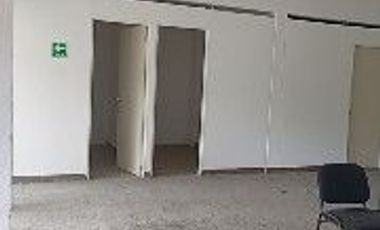 RENTA LOCAL SOBRE AV JOSE LOPEZ PORTILLO, USO DE SUELO COMERCIAL 650 M2