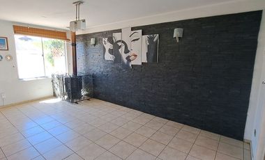 Se Arrienda casa de dos pisos 3D/2B/E+B en sector Puerta del Sol Curauma, Placilla