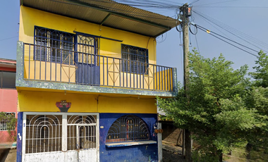 25, CASA DE OPORTUNIDAD CON EXCELENTE PRECIO Y DE MEJORAR TU PATRIMONIO!!