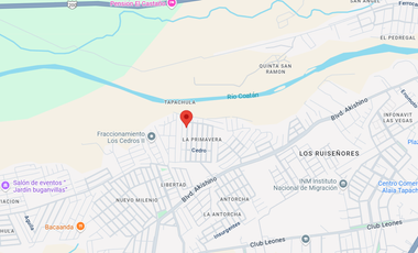 25, CASA DE OPORTUNIDAD CON EXCELENTE PRECIO Y DE MEJORAR TU PATRIMONIO!!