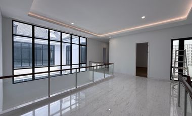 RUMAH MEWAH BARU KAWASAN PREMIUM MATERA GADING SERPONG