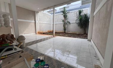 Dijual/Disewa Rumah Green Lake City Boulevard Siap Huni Harga Murah