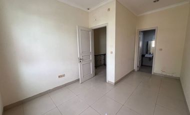 Dijual/Disewa Rumah Green Lake City Boulevard Siap Huni Harga Murah