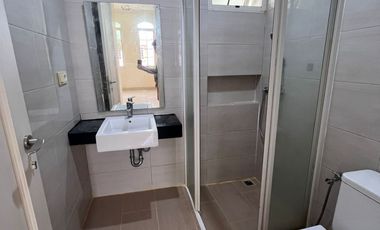 Dijual/Disewa Rumah Green Lake City Boulevard Siap Huni Harga Murah