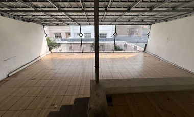 Dijual/Disewa Rumah Green Lake City Boulevard Siap Huni Harga Murah