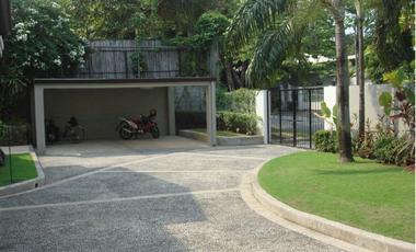 4BR House with Guest House and Pool for Rent Dasmarinas Village Makati