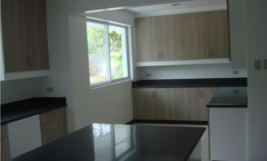 4BR House with Guest House and Pool for Rent Dasmarinas Village Makati