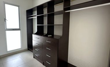 Venta de penthouse de 3 recámaras, en Torre Atlántida, Vía Montejo.