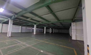 Gudang di Kawasan Industri Pulogadung Jakarta Timur