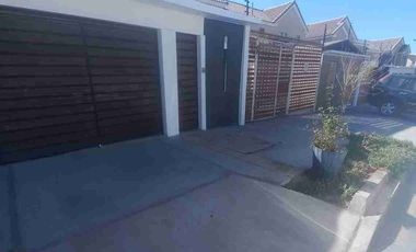 Vendo Casa en Condominio, Sector Costa Laguna Antofagasta. 4 Dormitorios 3Baños 2Estacionamientos.