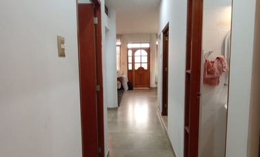 Se Vende Amplio Departamento En Primer Piso - Salamanca De Monterrico