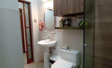 Se Vende Amplio Departamento En Primer Piso - Salamanca De Monterrico