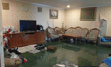 Turun Harga, Murah Gedung/kantor 5 lantai di mainroad.