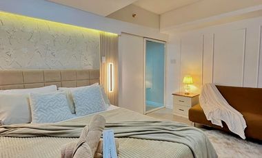 Fully furnished 1 Bedroom RFO Corner unit at Azure North for Sale!