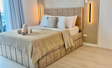 Fully furnished 1 Bedroom RFO Corner unit at Azure North for Sale!