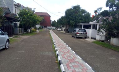 Rumah disewakan/dikontrakan di Komplek Margahayu Raya Soekarno Hatta Bandung