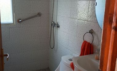 Arriendo Amplia casa de dos pisos Villarrica