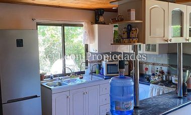 Leon Propiedades vende hermosa parcela con casa en Sector Zapata, Curacaví.