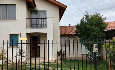 Arriendo Casa Av. Madero en El Polo de Machalí