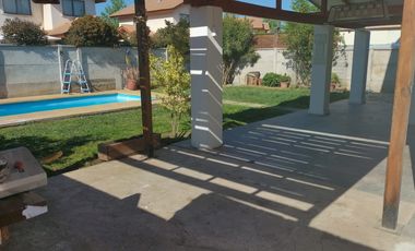 Arriendo Casa Av. Madero en El Polo de Machalí