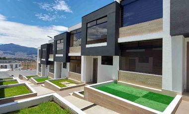 CASA NUEVA EN VENTA SUR DE QUITO SECTOR EL RECREO