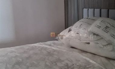 Lux Mewah Dijual 4BR Furnish Akses Kolam Renang, Jacuzzi, Gym Dekat ke Lippo Mall Puri, Puri Indah Mall Apartemen ST Moritz
