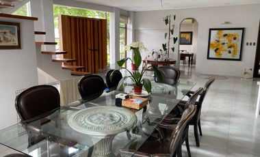 For Sale 4BR Elegant Modern House at Paseo De Magallanes Village in Makati