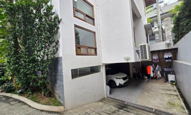 For Sale 4BR Elegant Modern House at Paseo De Magallanes Village in Makati