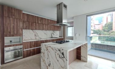 Venta de apartamento en el Poblado, Castropol