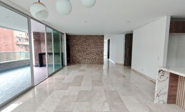 Venta de apartamento en el Poblado, Castropol