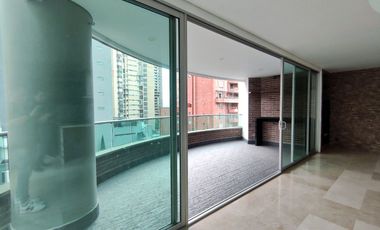 Venta de apartamento en el Poblado, Castropol
