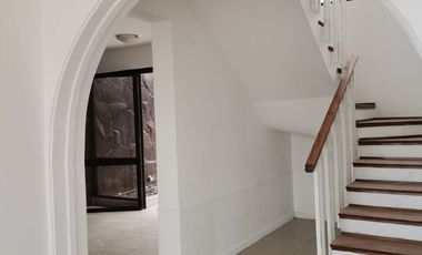Arriendo casa comercial, para Instituciones u organismos gubernamentales, Antofagasta