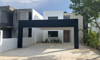 Casa en venta / MOD. TOH / Manantiales del Mayab / Conkal, Yucatán