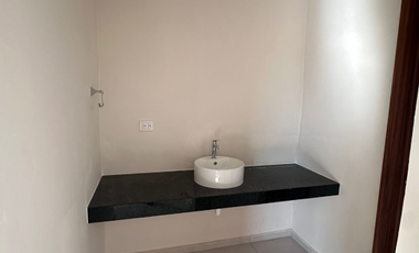 Casa en venta / MOD. TOH / Manantiales del Mayab / Conkal, Yucatán