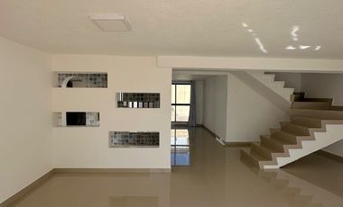 RENTA CASA EN PIRULES, TLALNEPANTLA, EDO. DE MEXICO