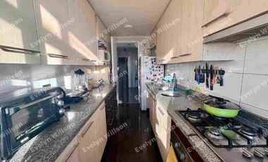 Se vende excelente departamento, ubicación privilegiada!!