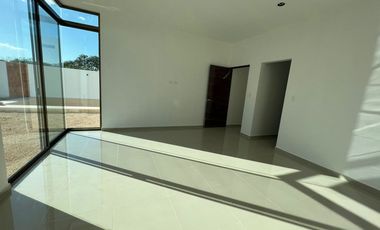 IMPRESIONANTE CASA EN CONKAL 4 RECAMARAS